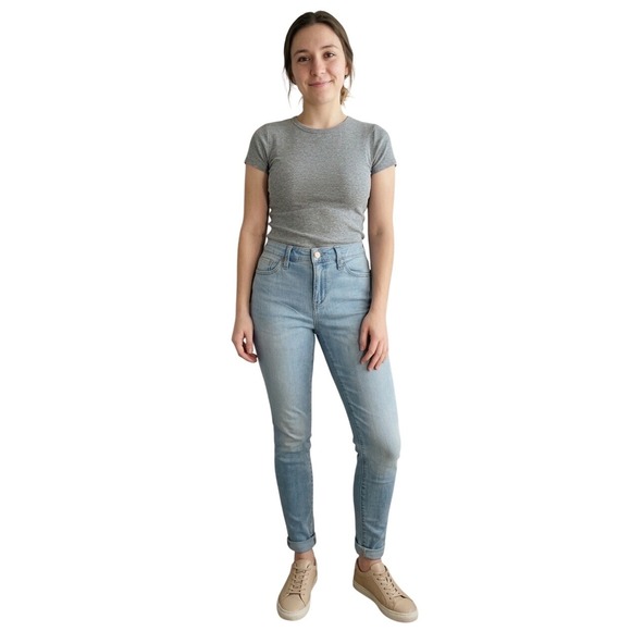 Universal Thread Denim - Universal Thread Womens Mid Rise Curvy Skinny Jeans Light Wash Size 4/27R NEW